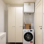 Апартаменты Stylish Two-storey Home, Parking And Sauna Хямеэнлинна