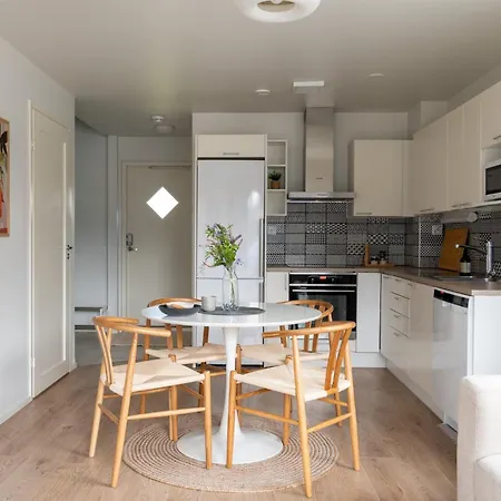 Appartamento Stylish Two-storey Home, Parking And Sauna Hämeenlinna