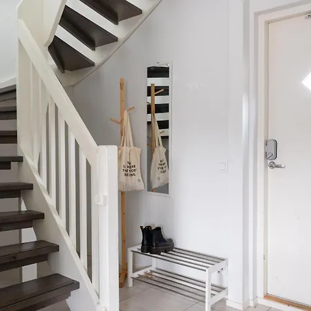 Stylish Two-storey Home, Parking And Sauna Hämeenlinna