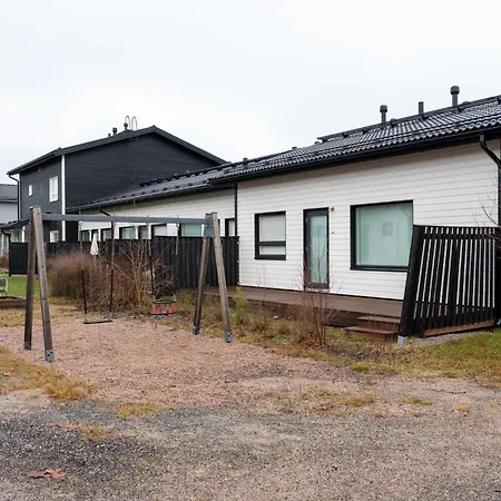 דירה Stylish Two-storey Home, Parking And Sauna המיינלינה