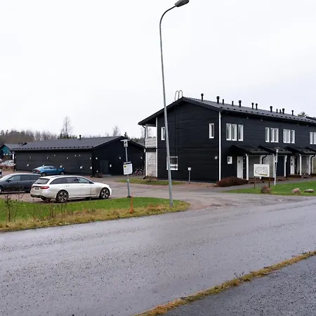 Stylish Two-storey Home, Parking And Sauna *