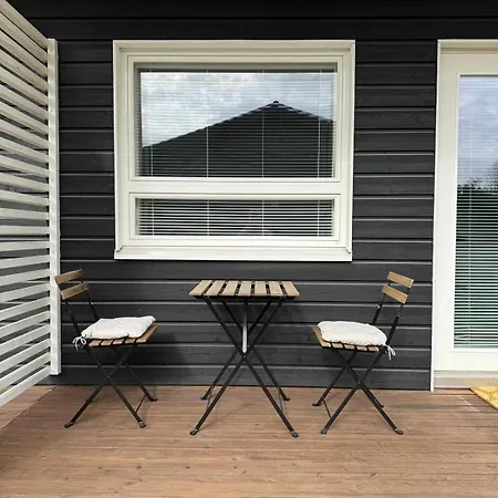 Stylish Two-storey Home, Parking And Sauna * Hämeenlinna